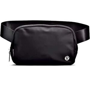 NWT Lululemon Everywhere Belt Bag, 1L